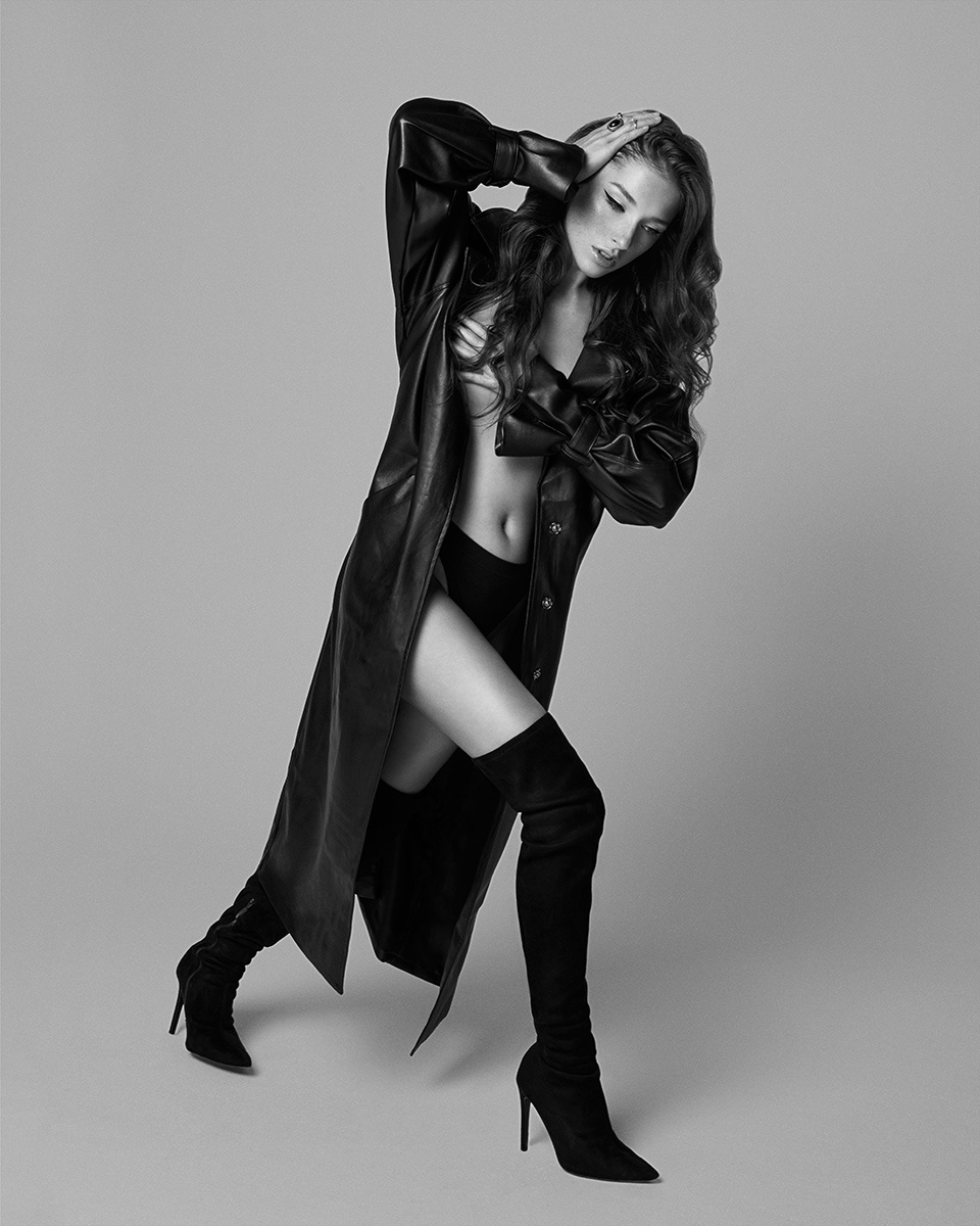 Louisa05875_SW